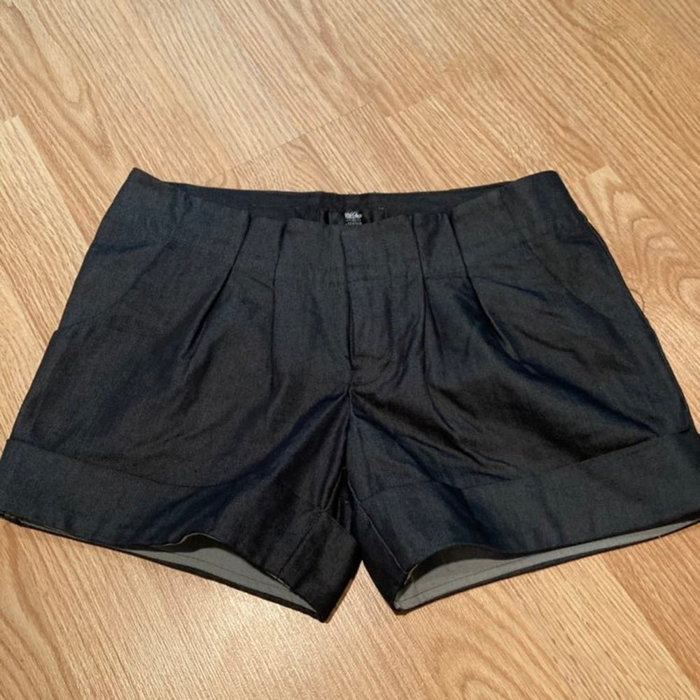 Mossimo Stretch Women's Black Pleated Cuffed Denim Shorts Size 2
